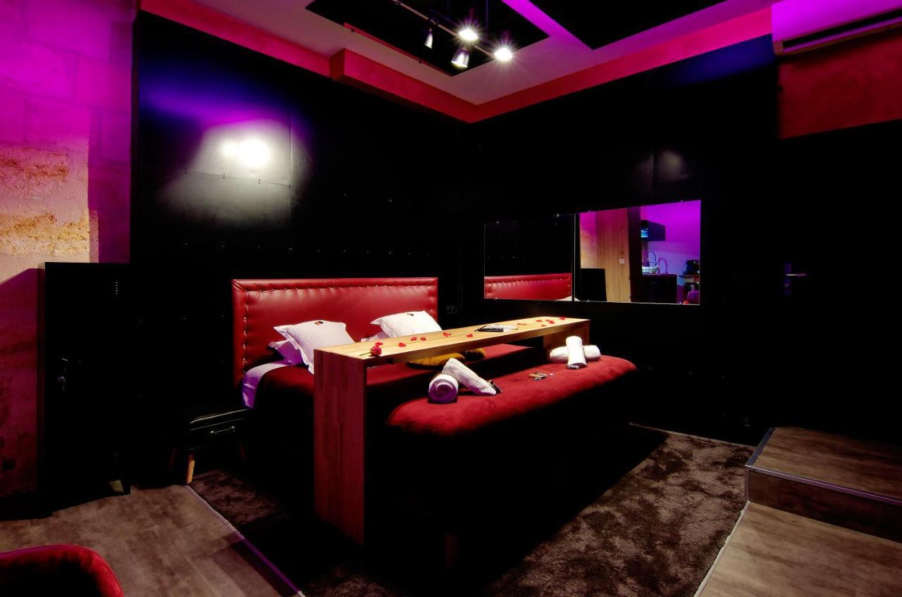 Mieuxqualhotel Jacuzzi Privatif Love Room Бордо Екстериор снимка